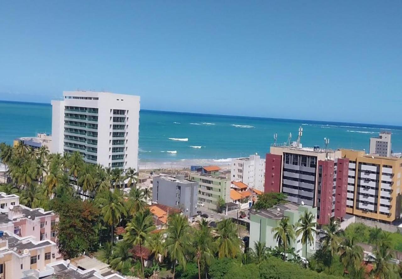 Amplo Novo E Moderno Em Linda De Maceio (Alagoas)